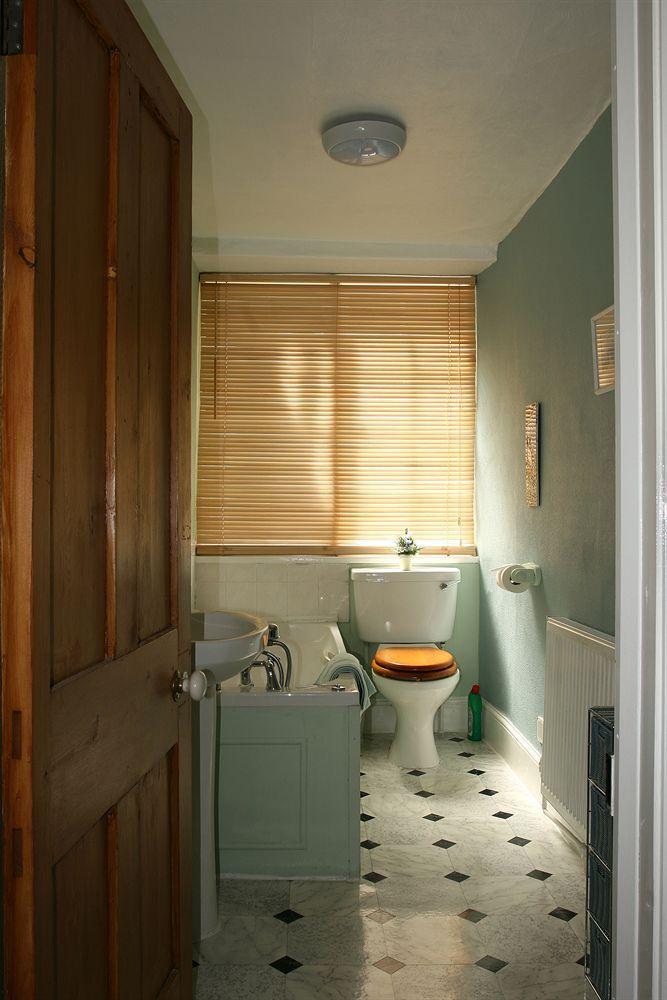 Hillside House - Guest House Lynton Exterior photo